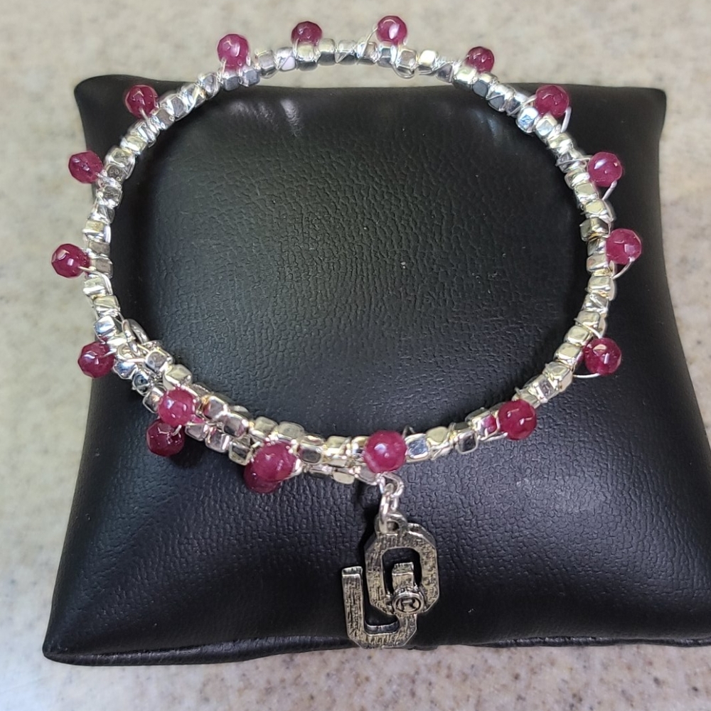 OKLAHOMA U BRACELET SILVER / red. ADJUSTABLE